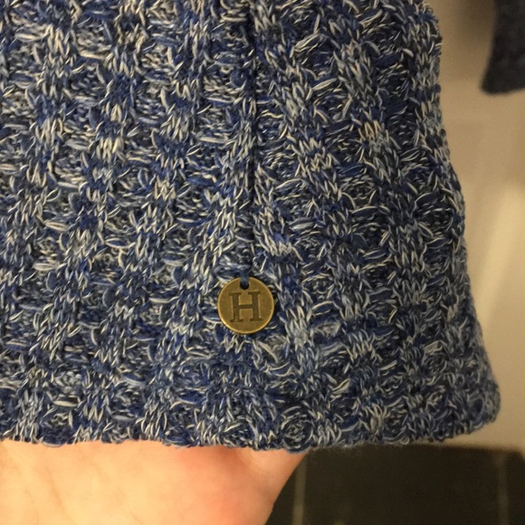 Blue waffle knit long sleeve top - Picture 2 of 3